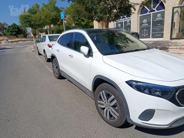 מרצדס-בנץ EQA