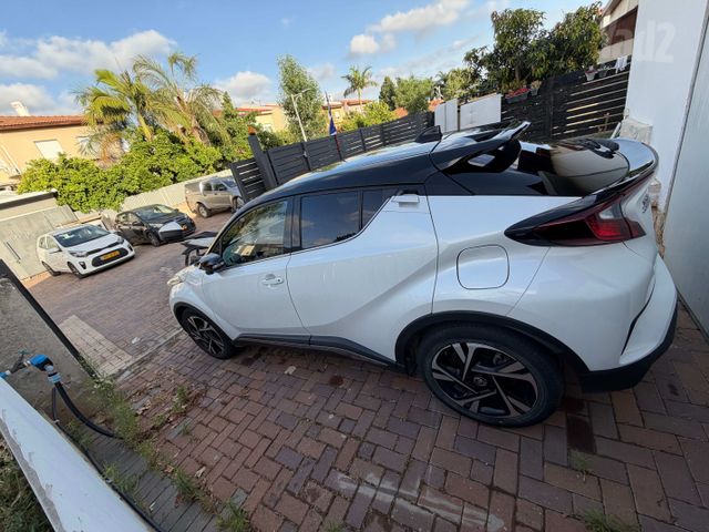 טויוטה C-HR