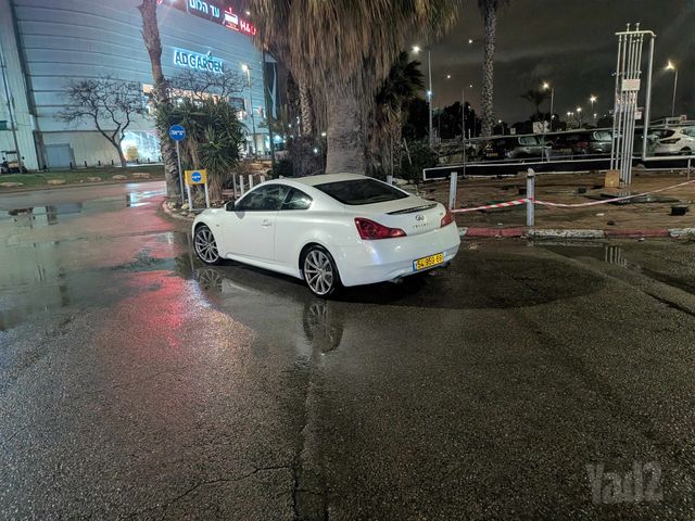 אינפיניטי G37