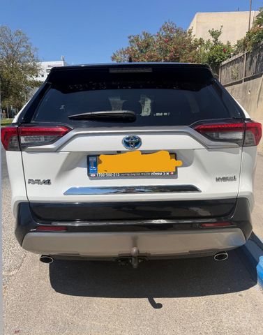 טויוטה RAV4