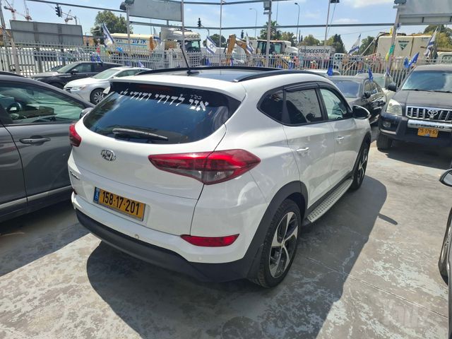 יונדאי טוסון
