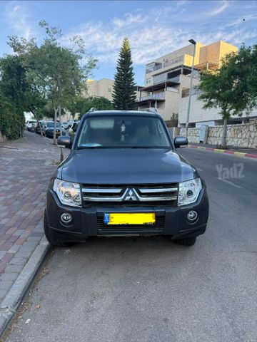 מודעת רכב מיצובישי פג'רו
