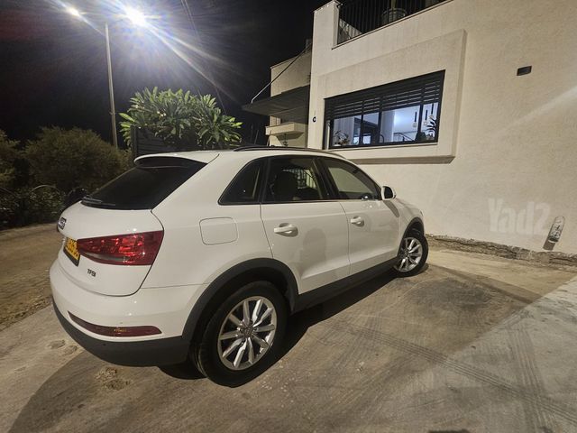 אאודי Q3