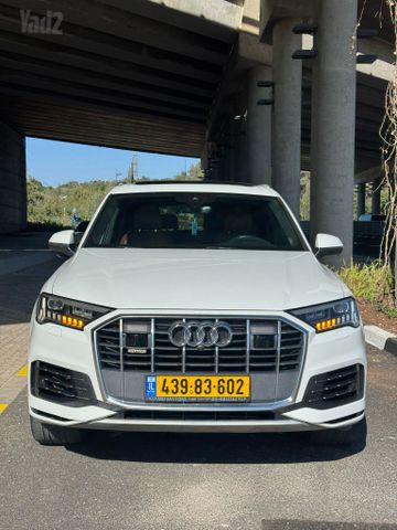 מודעת רכב אאודי Q7