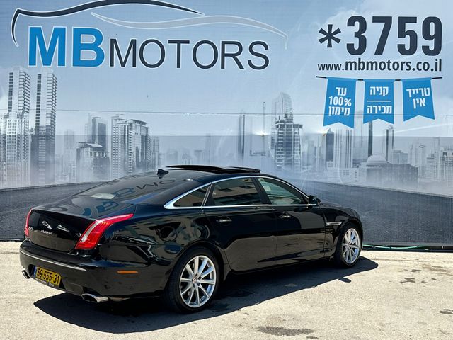יגואר XJ