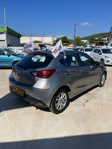 מאזדה 2