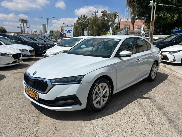 סקודה אוקטביה