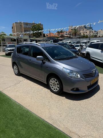 טויוטה ורסו