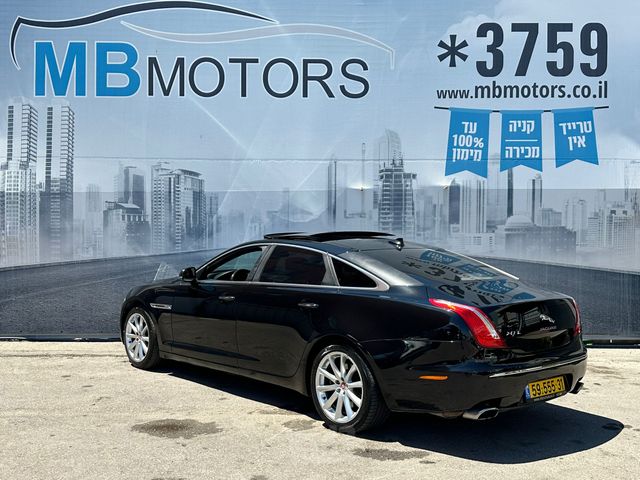 יגואר XJ