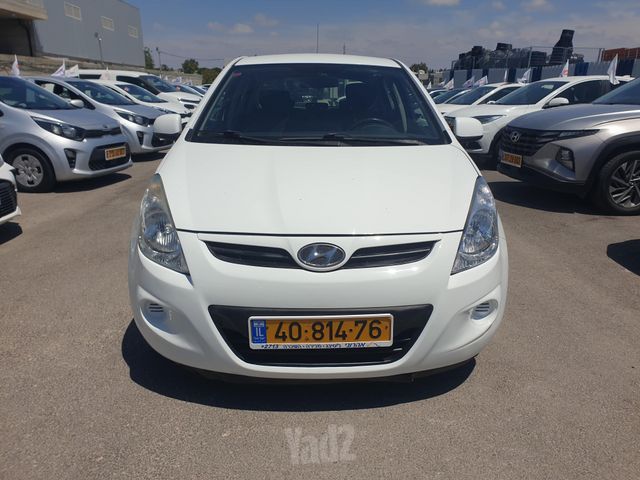 מודעת רכב יונדאי i20