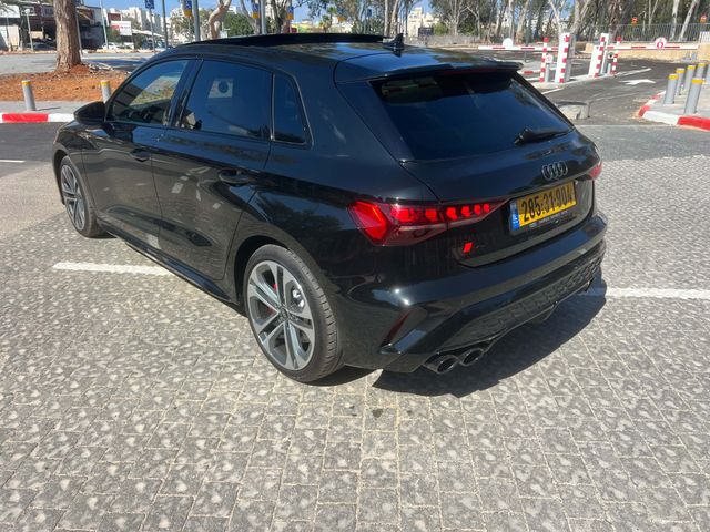 אאודי S3