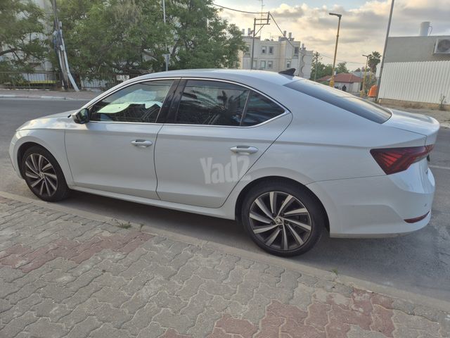 סקודה אוקטביה