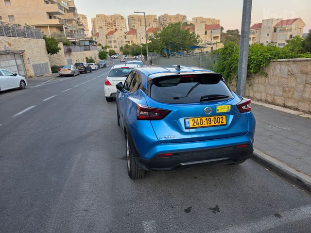 ניסאן ג'וק
