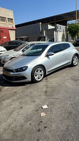 מודעת רכב פולקסווגן שירוקו