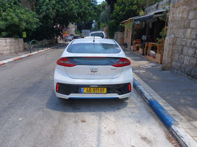 יונדאי איוניק