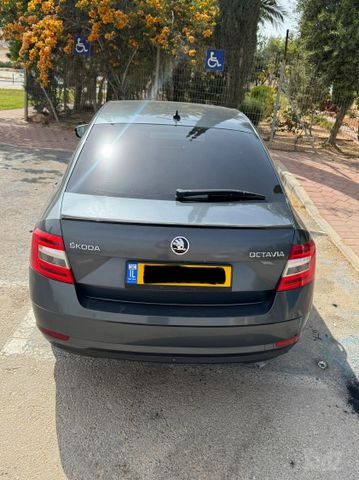 סקודה אוקטביה