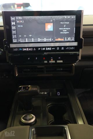 ג'י.אם.סי האמר EV