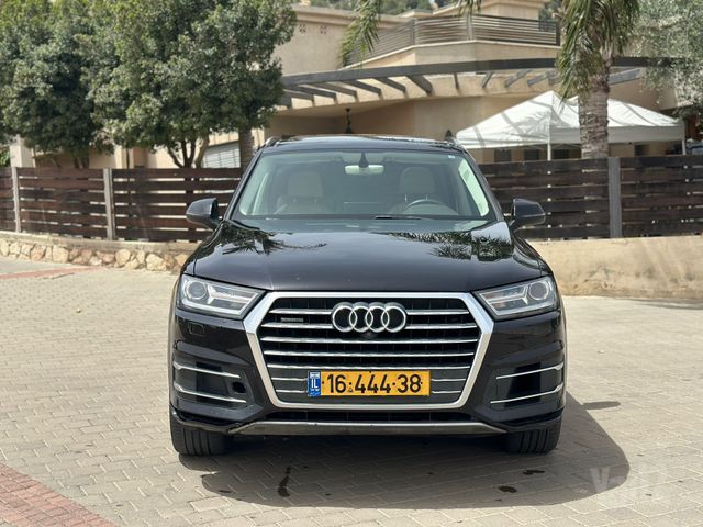 אאודי Q7