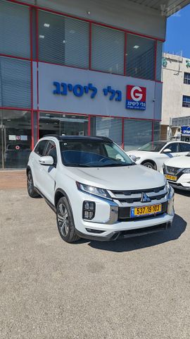 מודעת רכב מיצובישי ASX