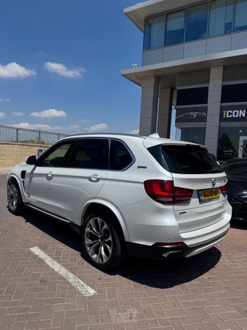 ב מ וו X5