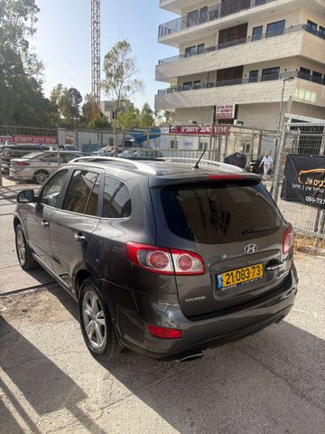 יונדאי סנטה פה
