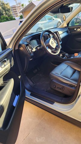 וולוו XC40