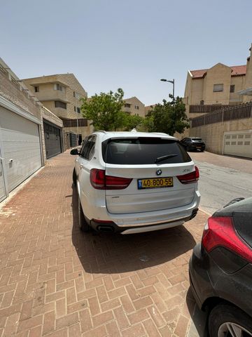 ב מ וו X5
