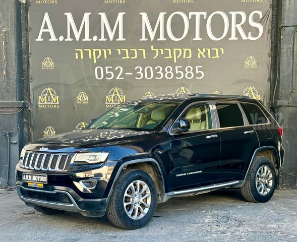 מודעת רכב ג'יפ גרנד צ'ירוקי