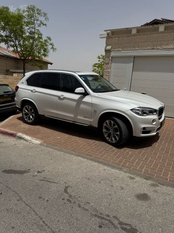 ב מ וו X5