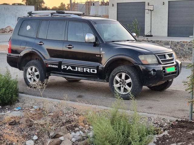 מיצובישי פג'רו