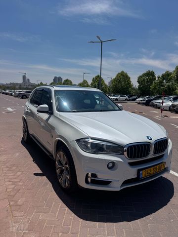ב מ וו X5