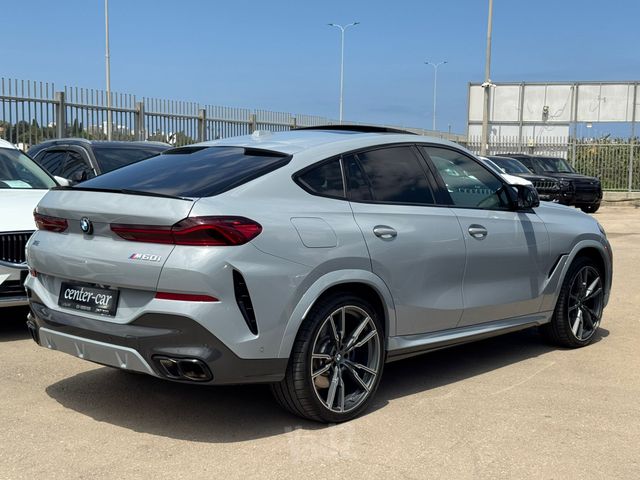 ב מ וו X6