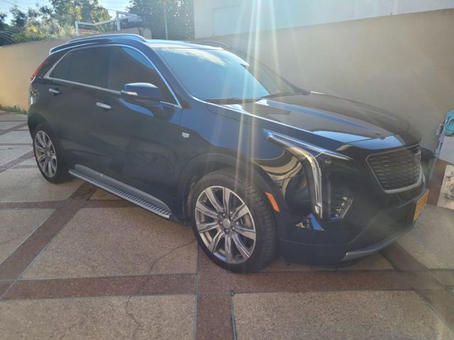מודעת רכב קאדילק XT4