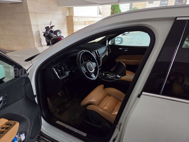 וולוו XC60