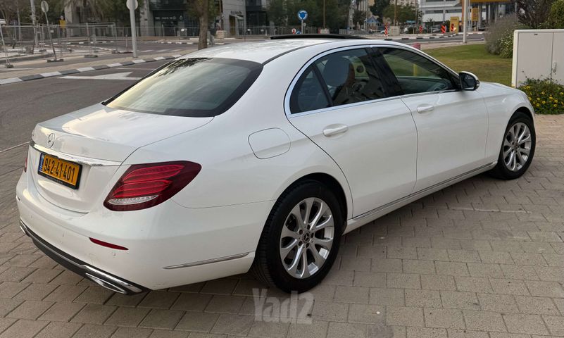 מרצדס-בנץ E-class