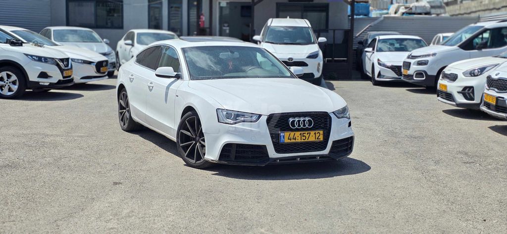 אאודי A5