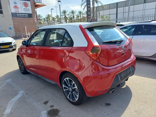 אם ג'י MG3