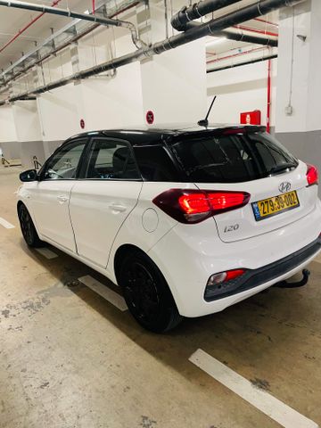 יונדאי i20