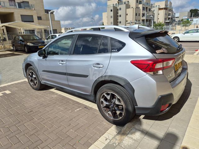 סובארו XV