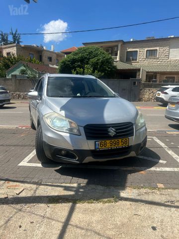 סוזוקי קרוסאובר