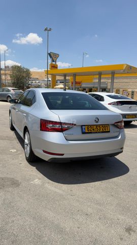 סקודה סופרב