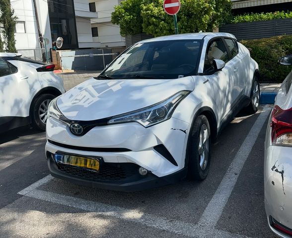 טויוטה C-HR