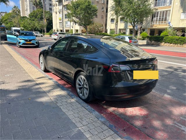 טסלה מודל 3