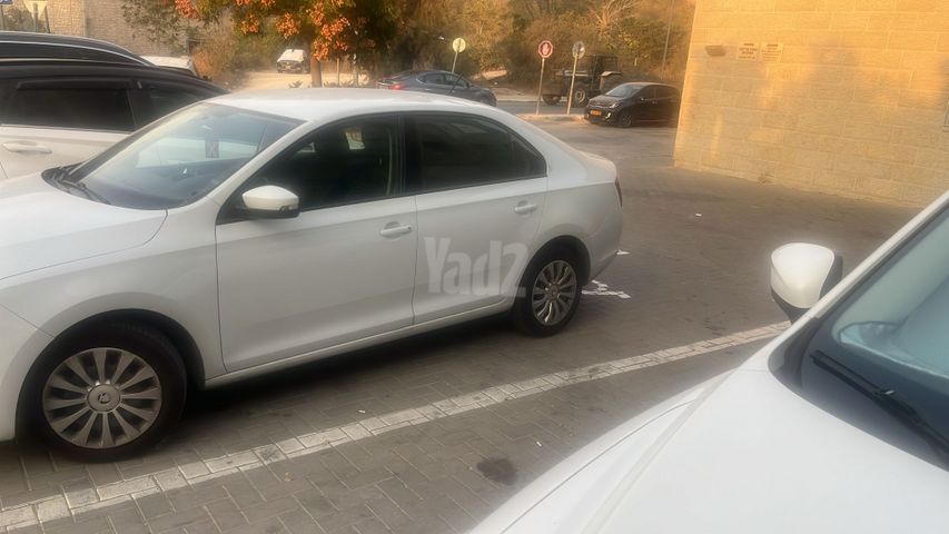 מודעת רכב סקודה ראפיד