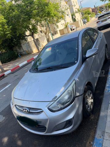 מודעת רכב יונדאי אקסנט i25