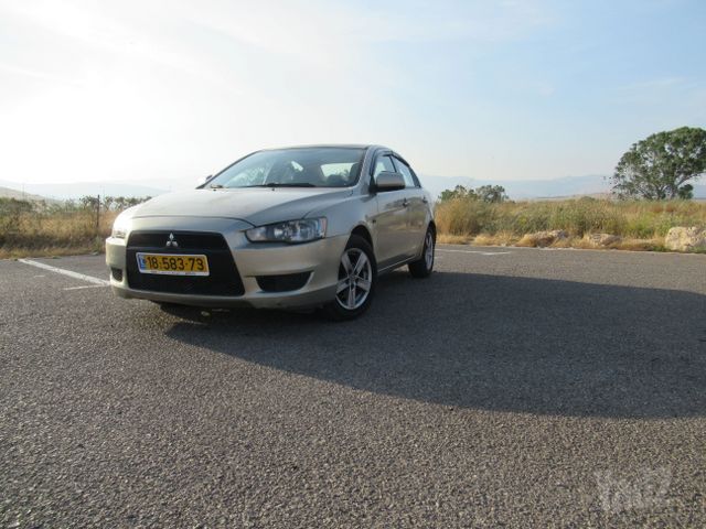 מיצובישי לנסר