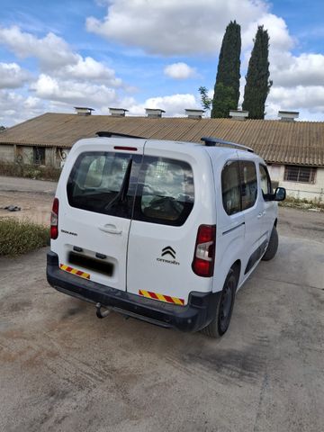 מודעת רכב סיטרואן ברלינגו 