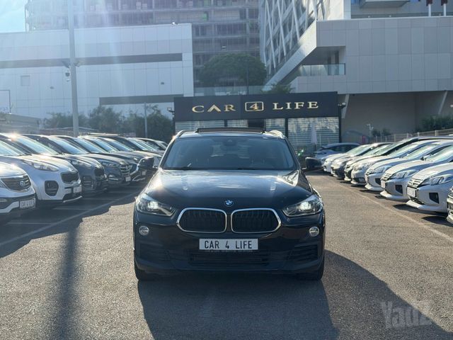 ב מ וו X2
