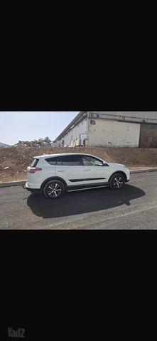 מודעת רכב טויוטה RAV4