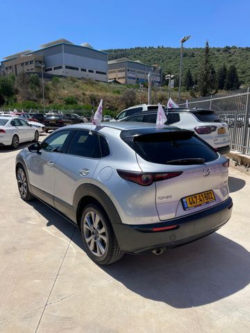 מאזדה CX-30